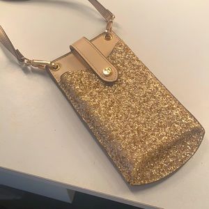 Crossbody phone case